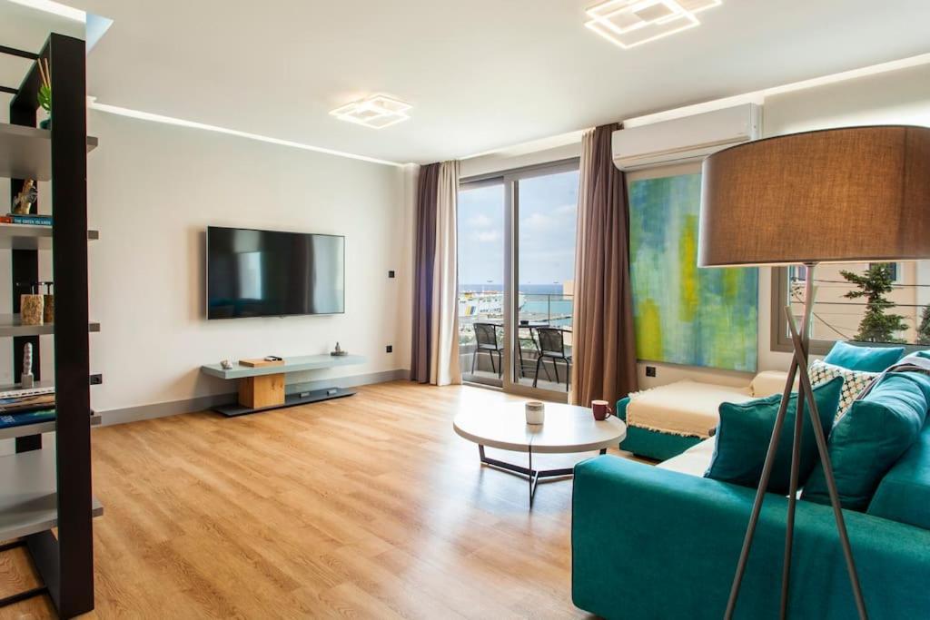 Ferienwohnung Minimal Loft Art With Sea View Over Heraklion Harbour Exterior foto