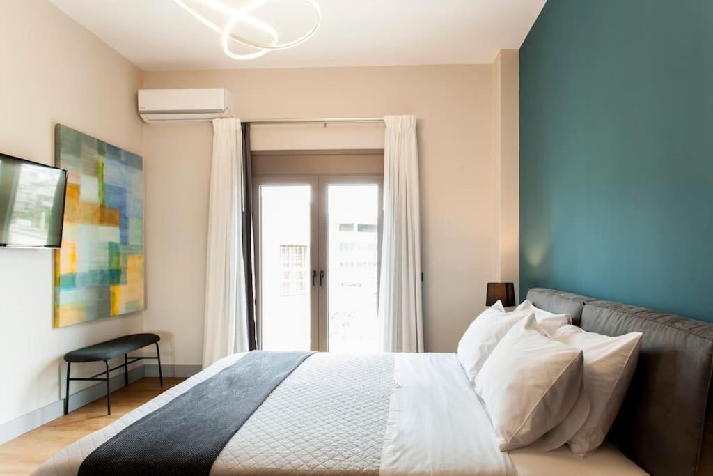 Ferienwohnung Minimal Loft Art With Sea View Over Heraklion Harbour Exterior foto